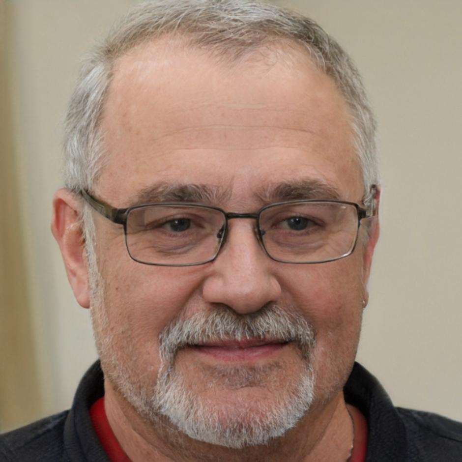 Ritratto di Eugenio Rinaldi, istruttore senior di editing video